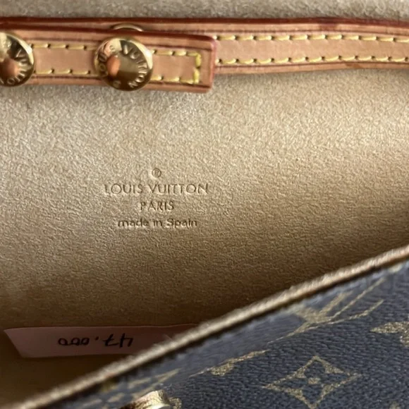 AUTHENTIC LOUIS VUITTON MONOGRAM TWIN POCHETTE CA0090 Clutch/Crossbody bag - Picture 7 of 11